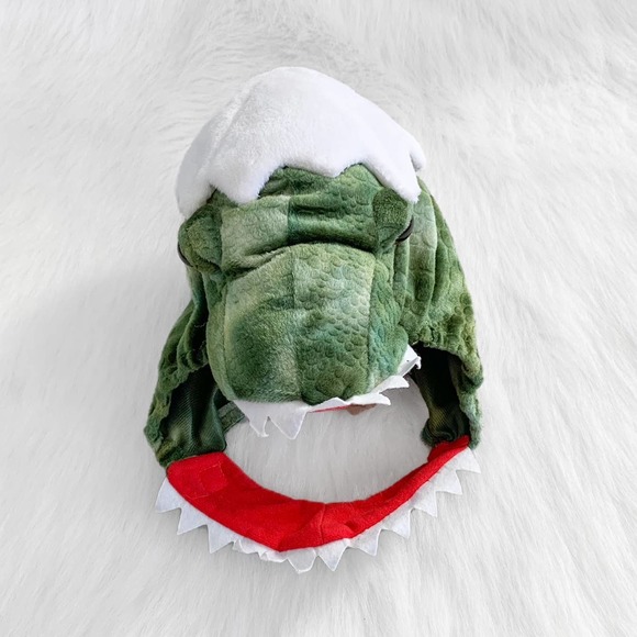 Pottery Barn Kids Costumes Pottery Barn Kids Baby Dinosaur Egg